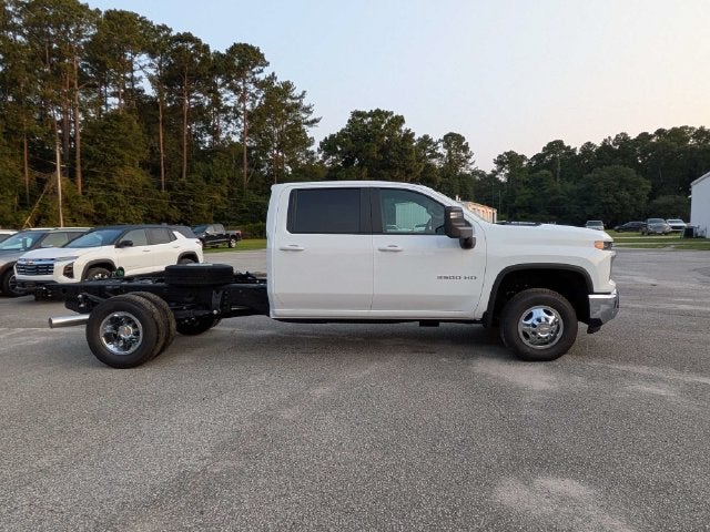2026 Chevrolet Silverado 3500 HD Chassis Cab LT